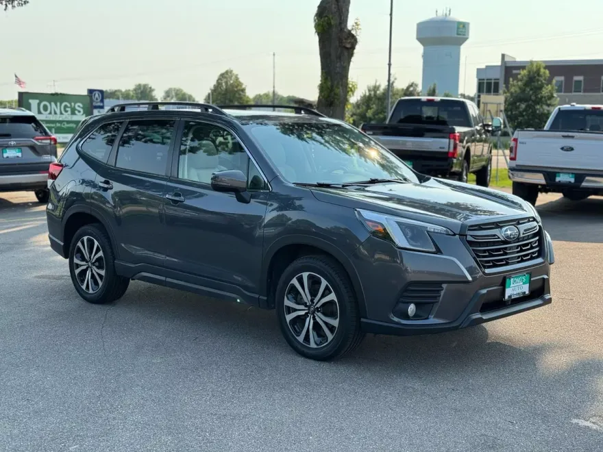 2023 Subaru Forester Limited photo 1