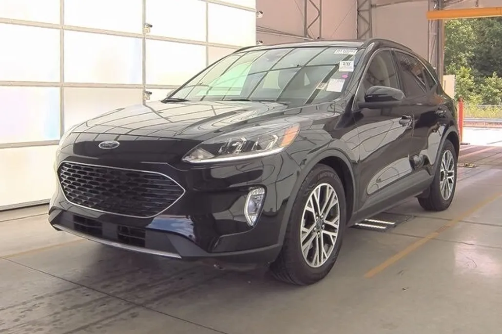 2020 Ford Escape SEL photo 1