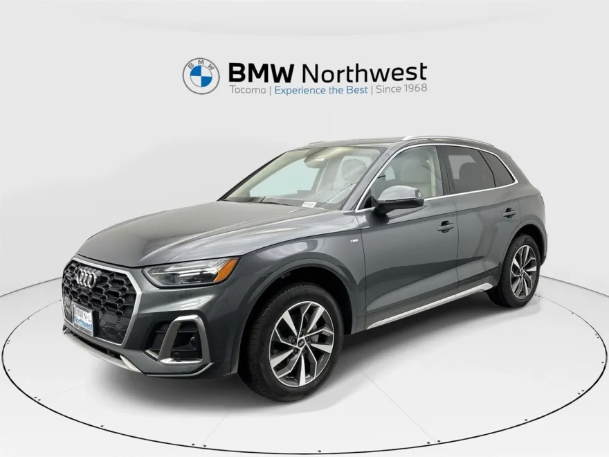 2022 Audi Q5 S line Premium Plus photo 1