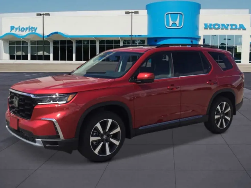 2025 Honda Pilot Touring photo 1