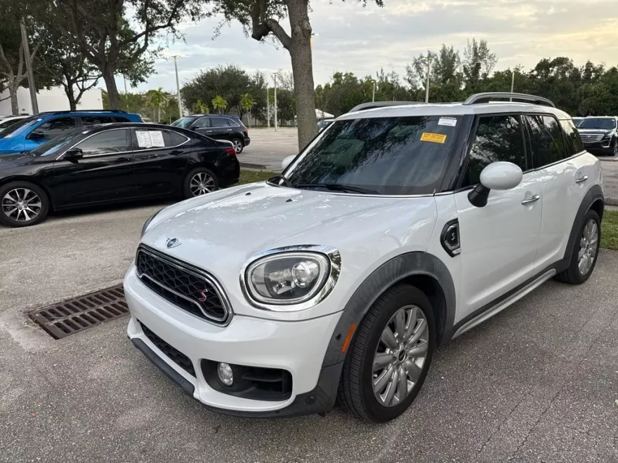 2018 Mini Cooper Base photo 1
