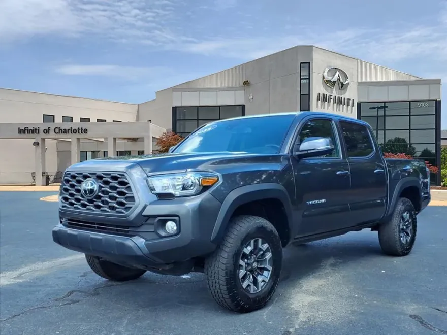 2023 Toyota Tacoma TRD photo 1