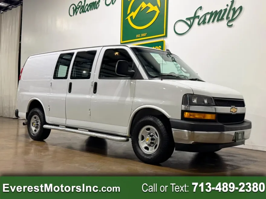 2020 Chevrolet Express Cargo Van 2500 photo 1