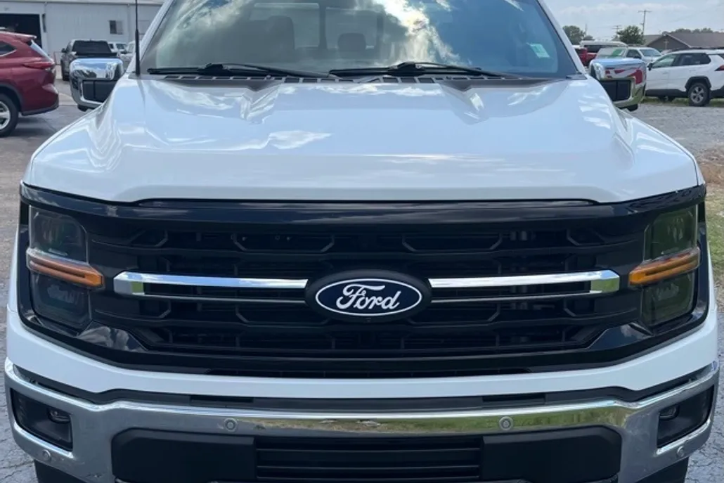 2024 Ford F-150 XLT photo 1