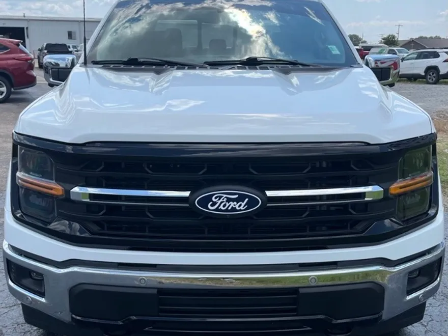 2024 Ford F-150 XLT photo 1