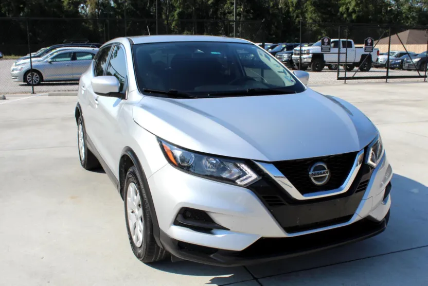2020 Nissan Rogue Sport SL photo 1