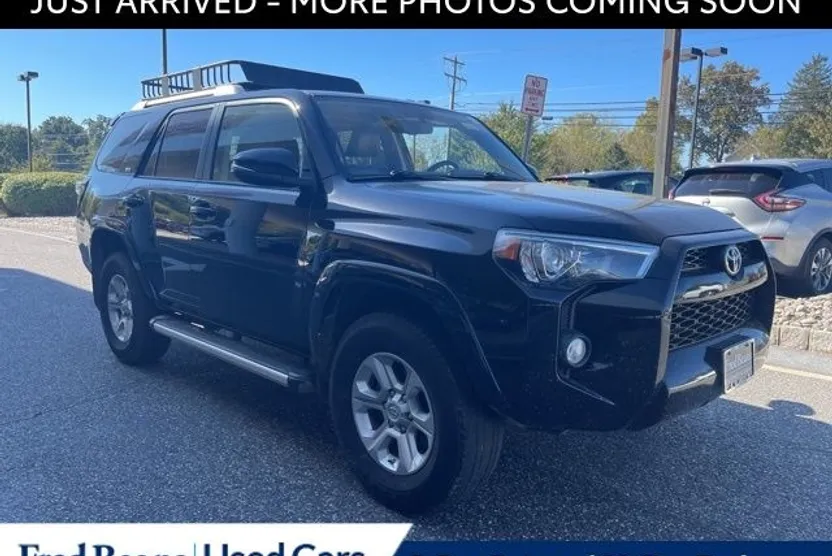 2016 Toyota 4Runner SR5 Premium photo 1
