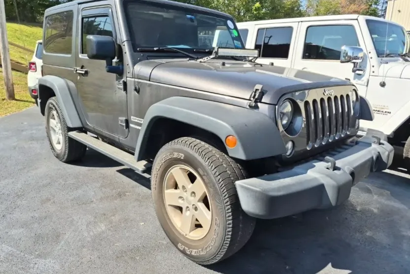 2017 Jeep Wrangler Sport photo 1