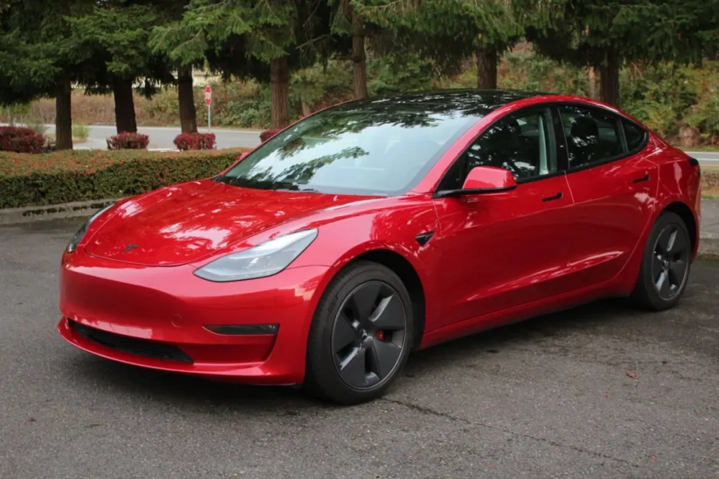 2022 Tesla Model 3 Long Range photo 1