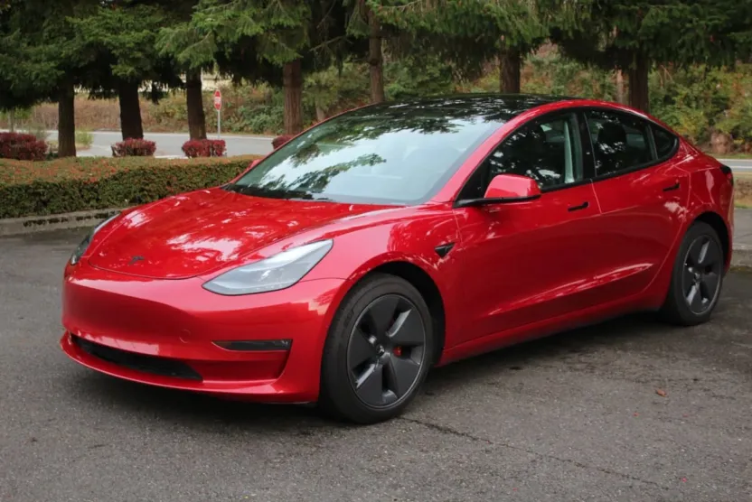 2022 Tesla Model 3 Long Range photo 1