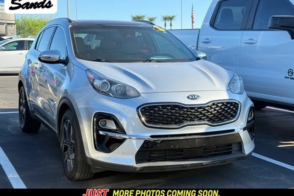 2020 Kia Sportage EX photo 1