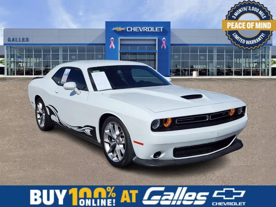 2023 Dodge Challenger GT photo 1