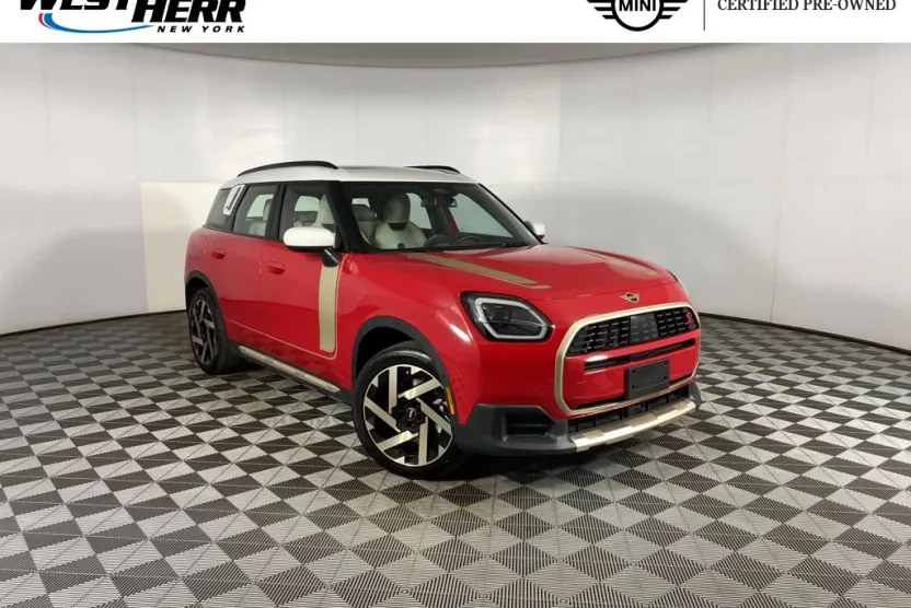 2025 Mini Cooper S ALL4 photo 1