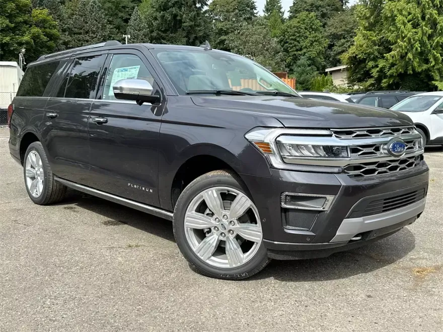 2024 Ford Expedition MAX Platinum photo 1