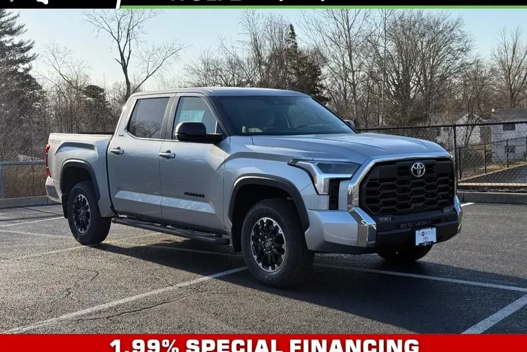 2025 Toyota Tundra SR5 photo 1