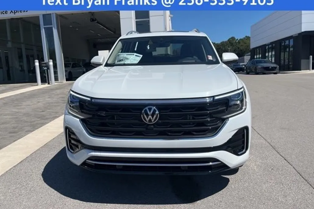 2026 Volkswagen Atlas SEL Premium R-Line photo 1