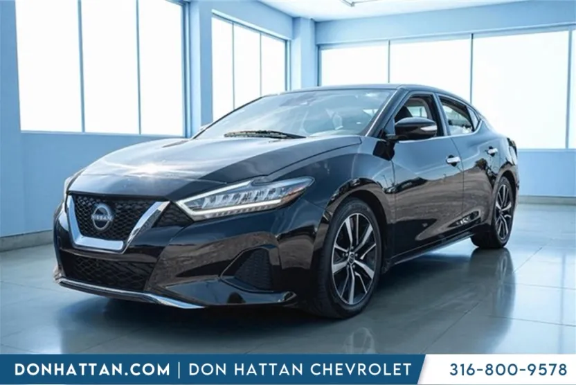 2023 Nissan Maxima SV photo 1