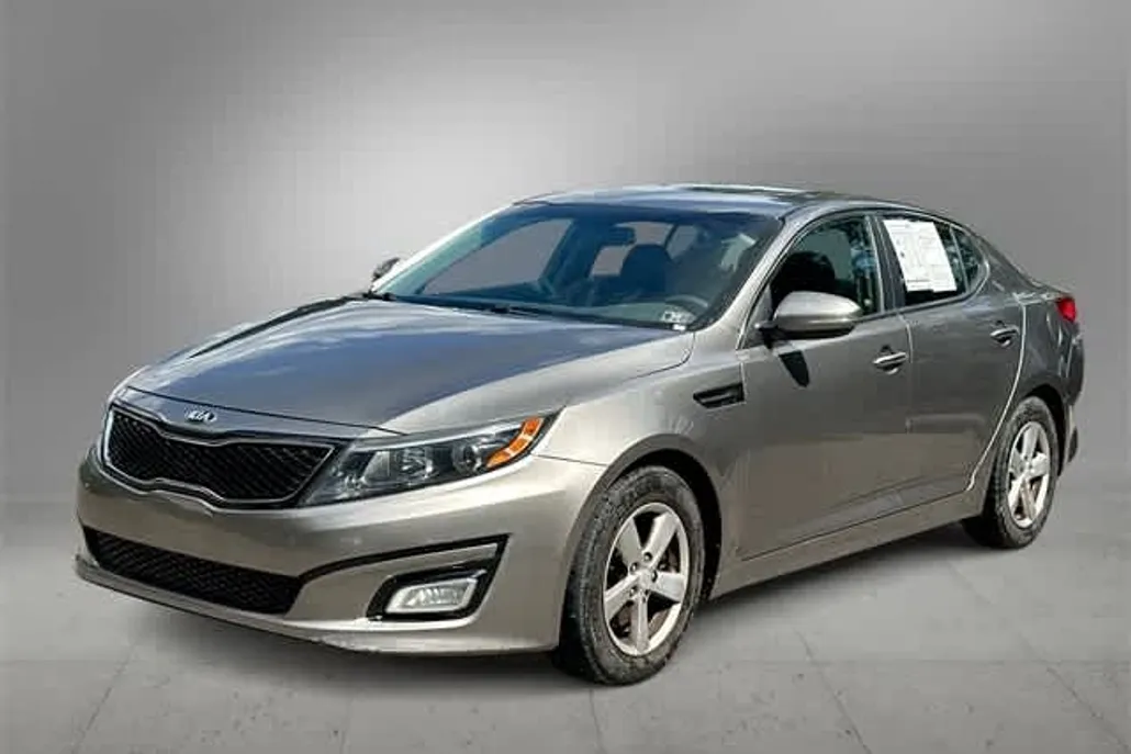 2015 Kia Optima LX photo 1
