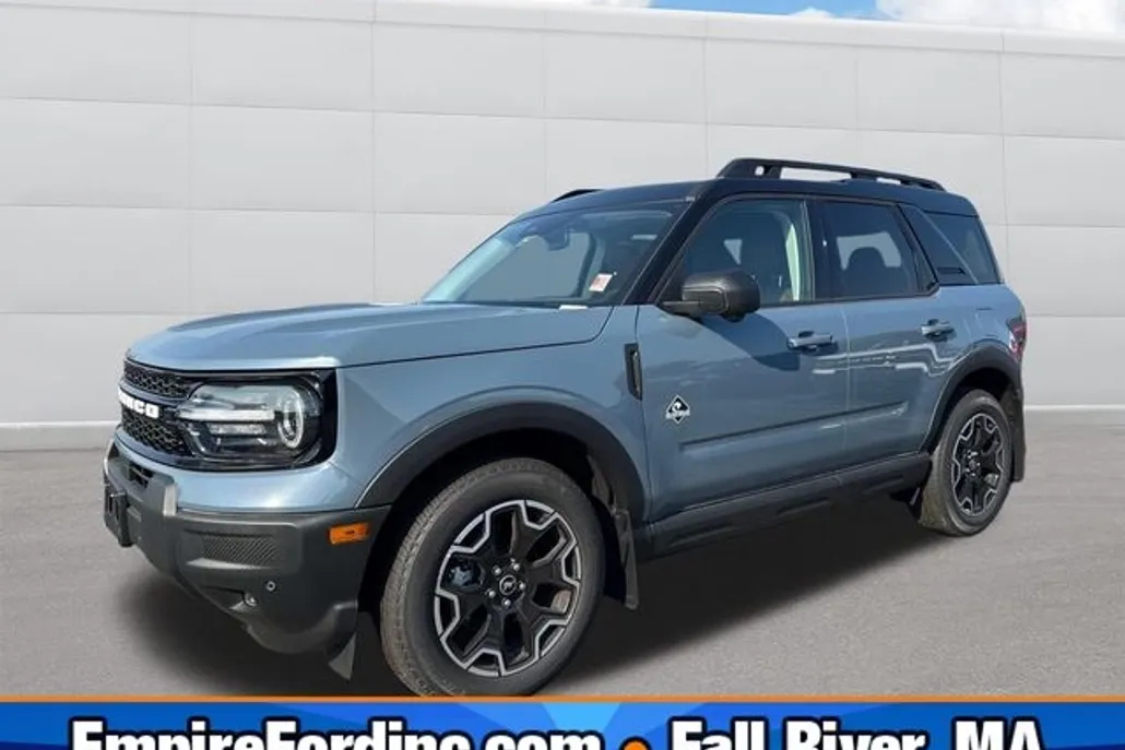 2025 Ford Bronco Sport Outer Banks photo 1