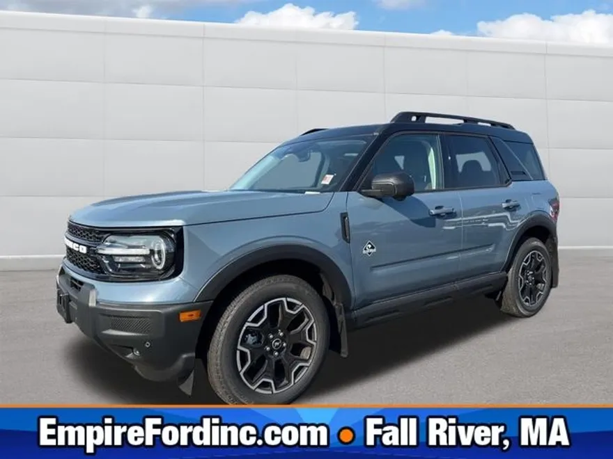 2025 Ford Bronco Sport Outer Banks photo 1