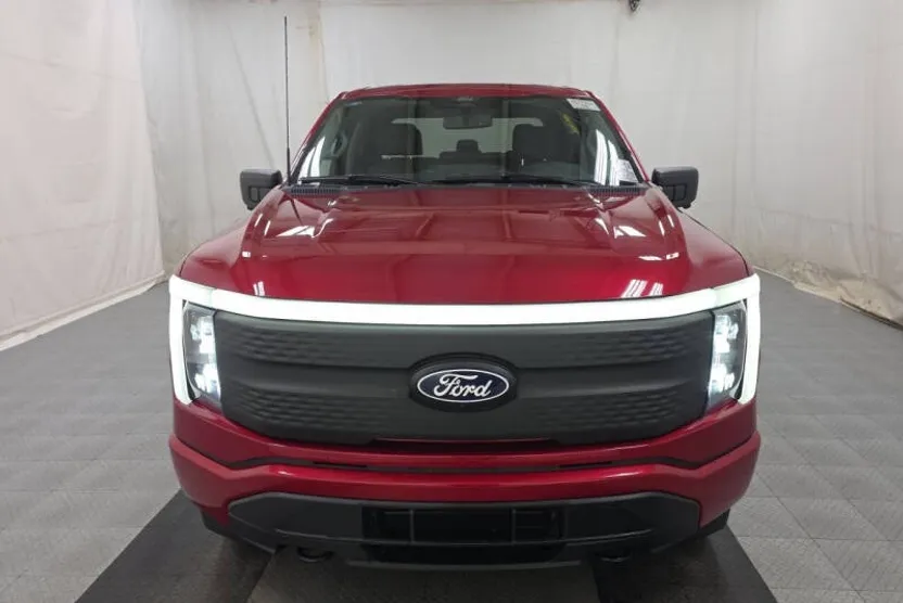 2024 Ford F-150 Lightning XLT photo 1