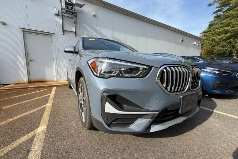 2022 Bmw X1 XDrive28i photo 1