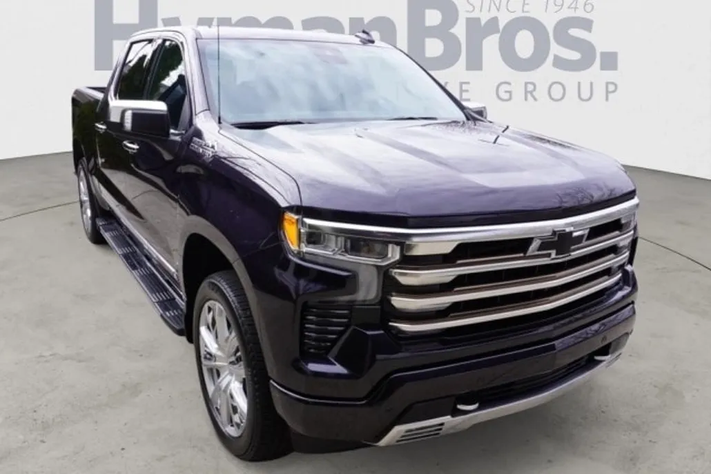 2022 Chevrolet Silverado 1500 High Country photo 1
