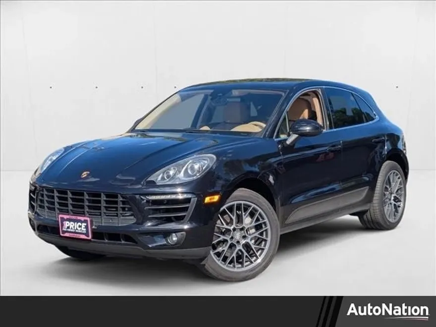 2015 Porsche Macan S photo 1