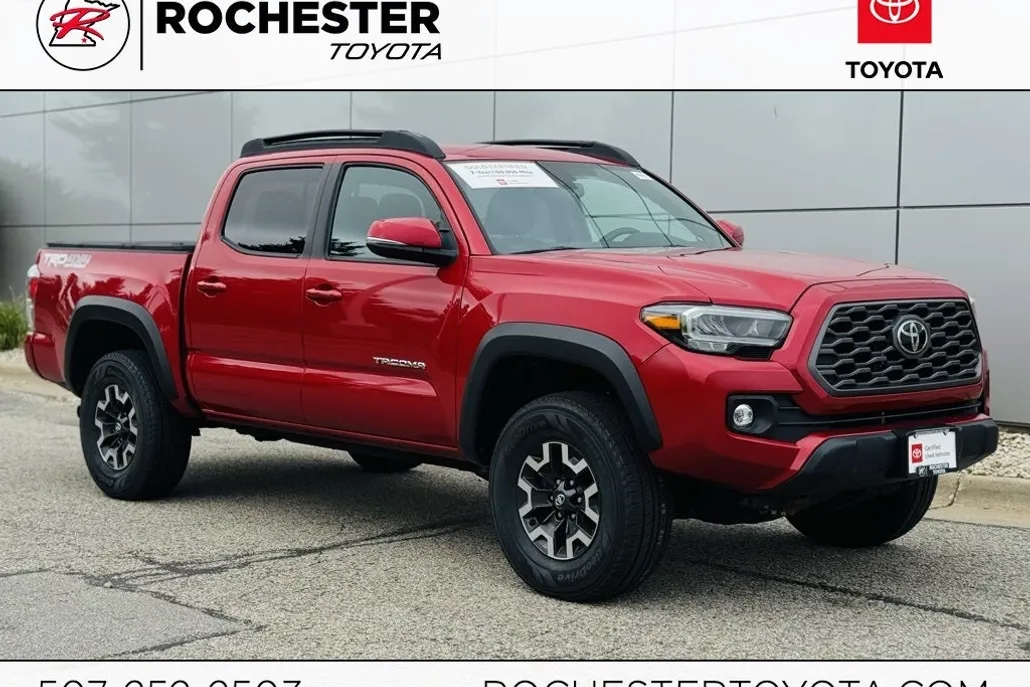 2022 Toyota Tacoma TRD Off-Road V6 photo 1