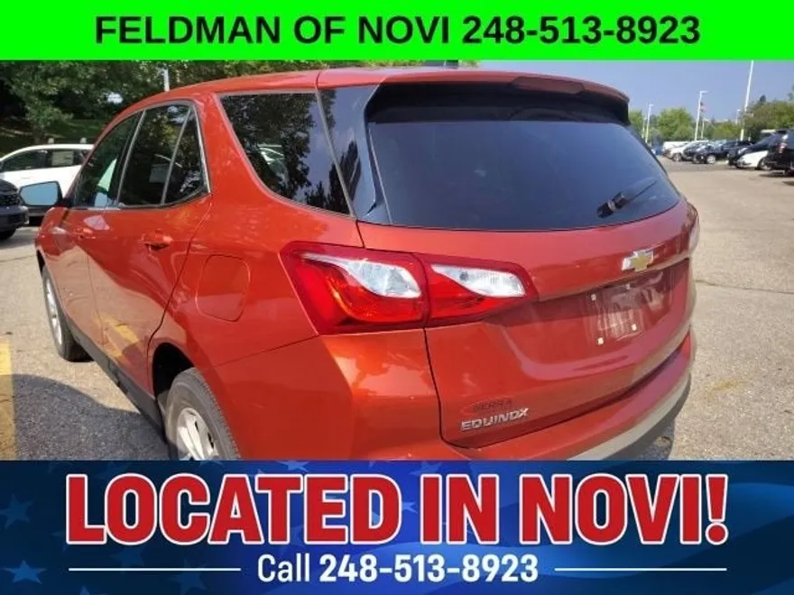 2020 Chevrolet Equinox LT photo 1