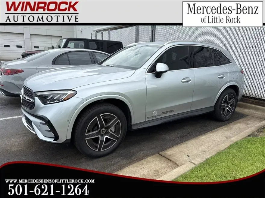 2025 Mercedes Benz GLC 350e photo 1