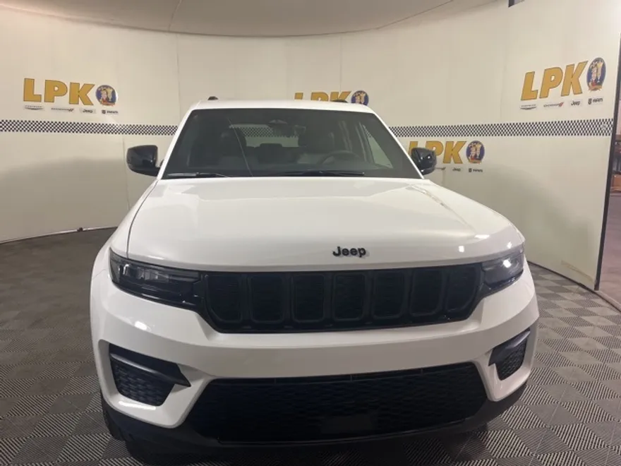 2025 Jeep Grand Cherokee Altitude X photo 1