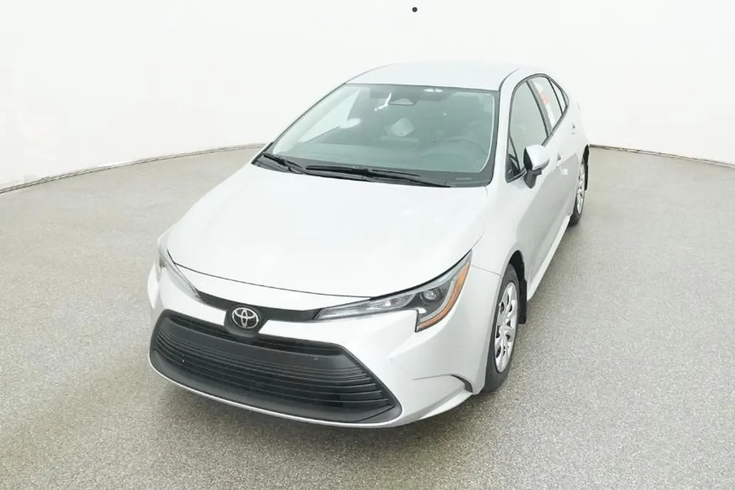 2026 Toyota Corolla LE photo 1