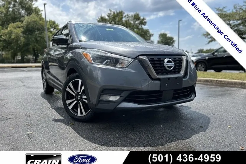 2020 Nissan Kicks SR photo 1