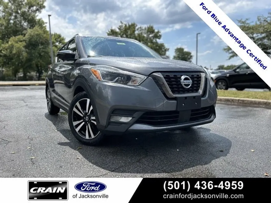 2020 Nissan Kicks SR photo 1