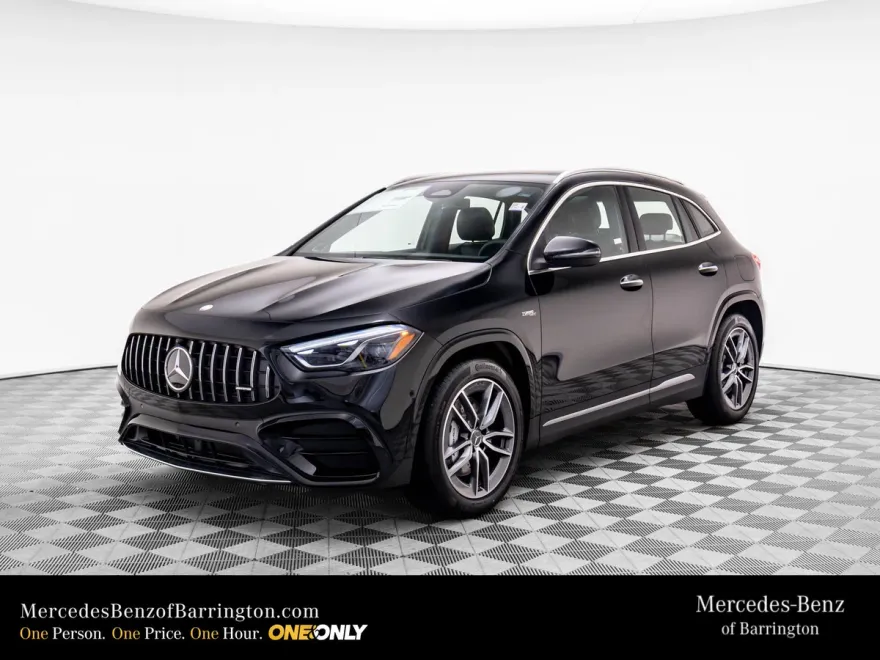 2026 Mercedes Benz GLA 35 AMG 4MATIC photo 1