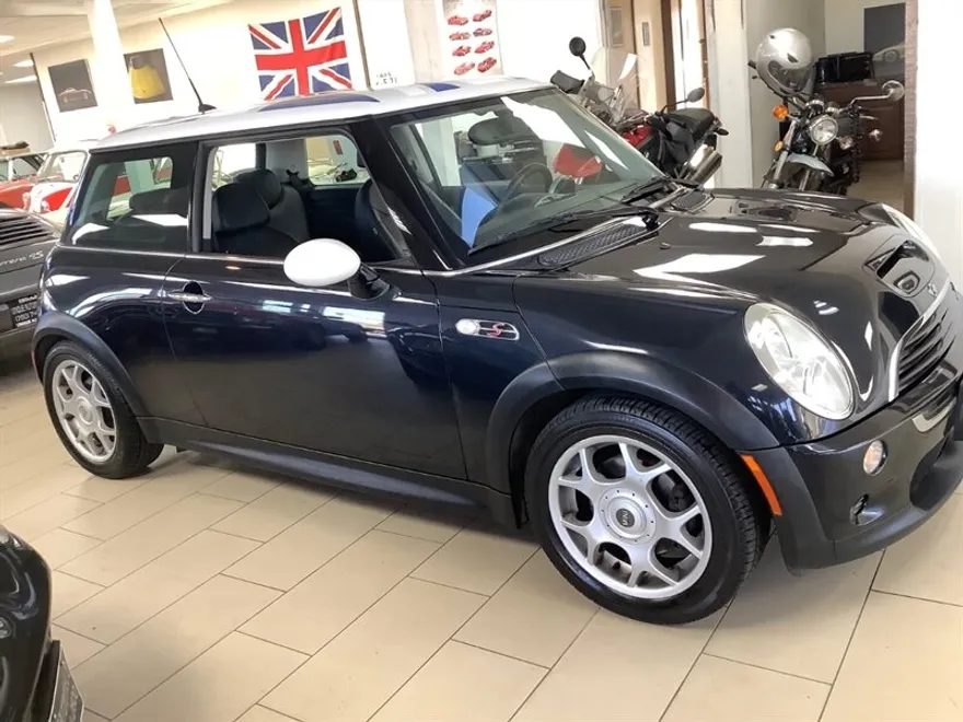2006 Mini Cooper S photo 1