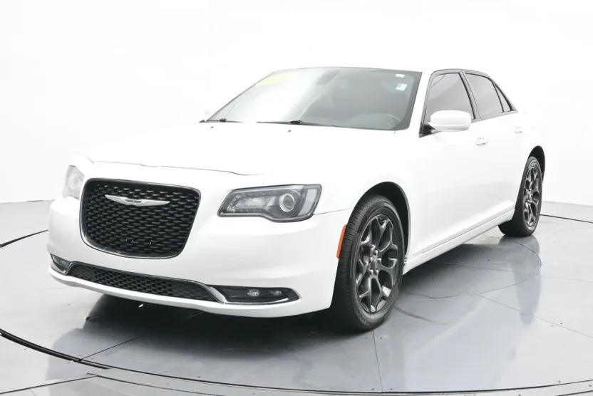 2020 Chrysler 300 S photo 1