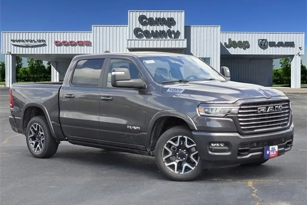 2025 Ram 1500 Laramie photo 1