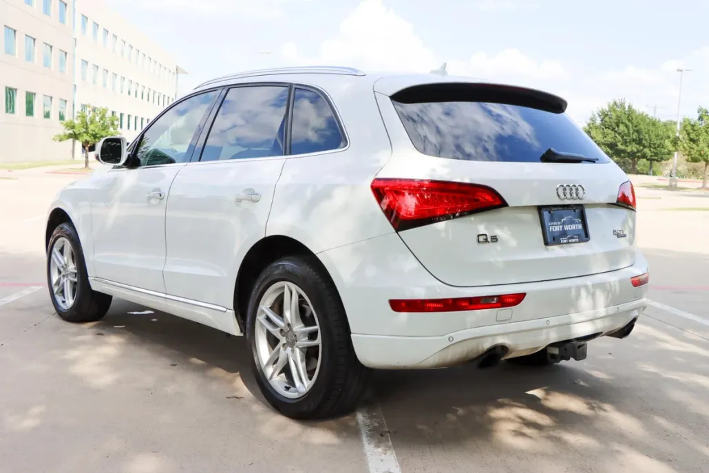 2017 Audi Q5 2.0T Premium Plus photo 1