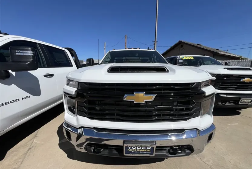 2025 Chevrolet Silverado 3500HD Work Truck photo 1