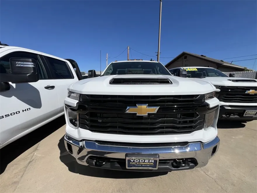 2025 Chevrolet Silverado 3500HD Work Truck photo 1