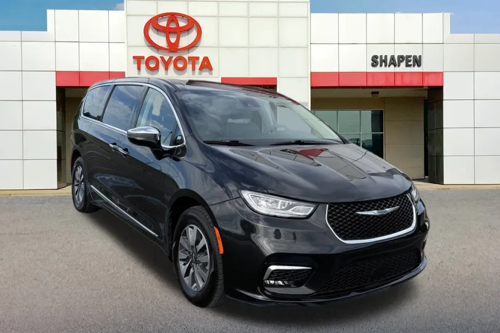 2023 Chrysler Pacifica Hybrid Limited photo 1