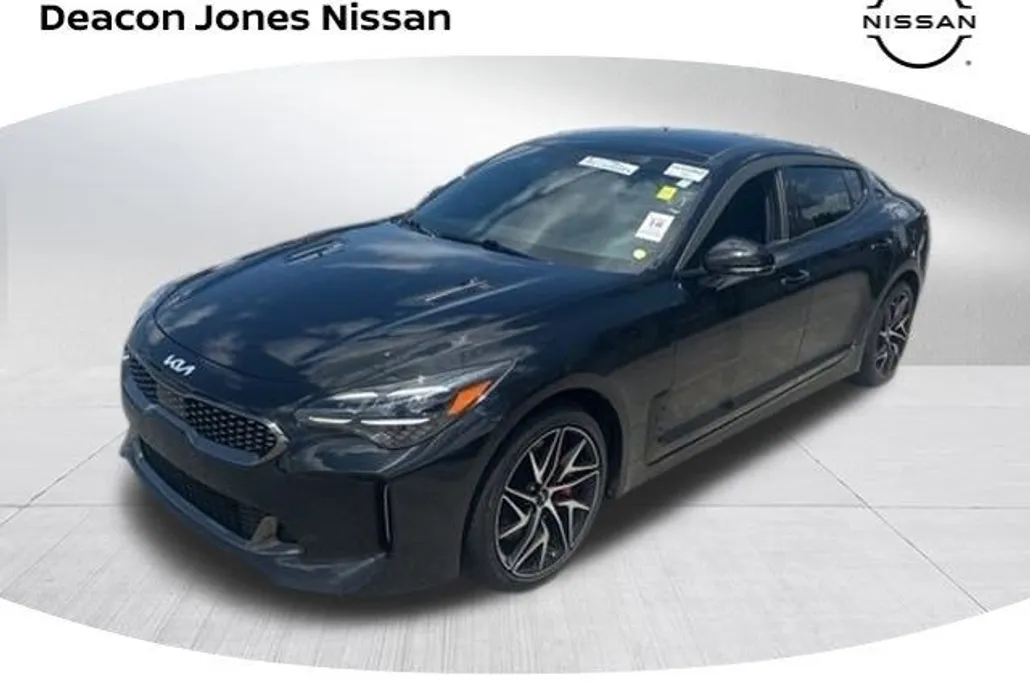 2023 Kia Stinger GT-Line photo 1