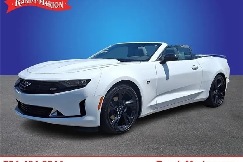 2023 Chevrolet Camaro 2LT photo 1