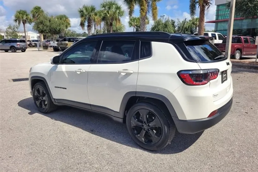 2021 Jeep Compass Altitude photo 1