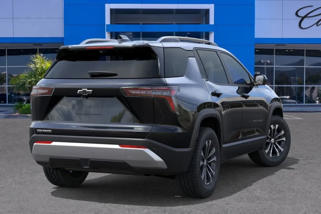 2026 Chevrolet Equinox LT photo 1