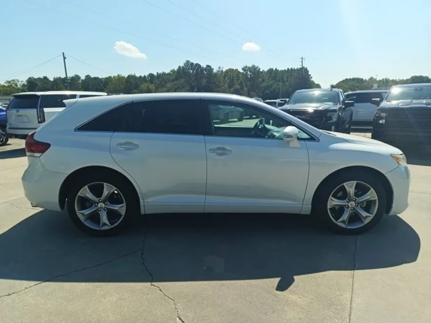 2013 Toyota Venza photo 1