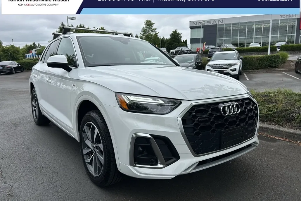 2024 Audi Q5 45 S line Premium photo 1