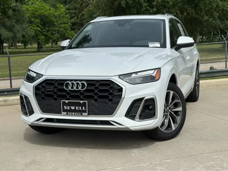 2025 Audi Q5 45 S line Premium photo 1